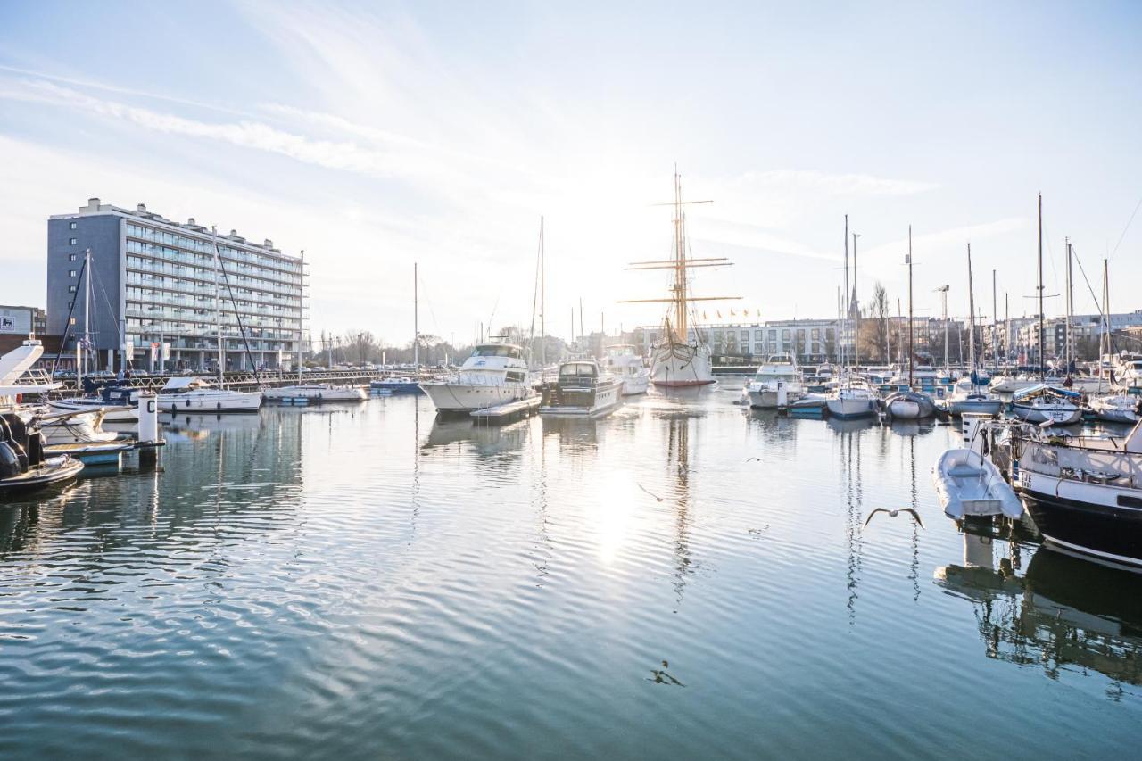 Ostend Marina View With Free Parking Apartment Exterior photo